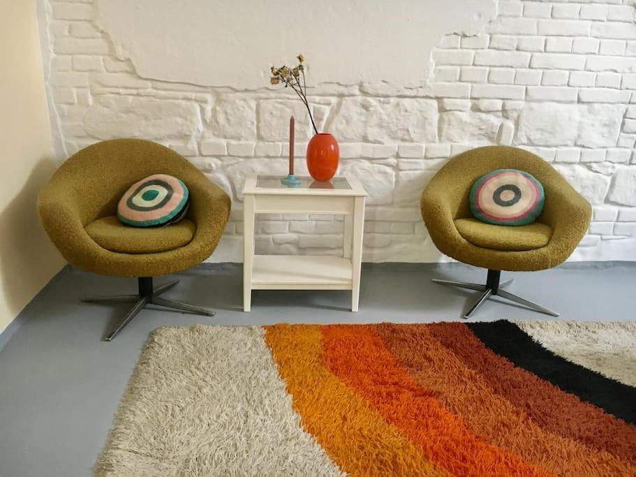 Vintage Studio Apartment, Garden And Free Parking ブダペスト エクステリア 写真