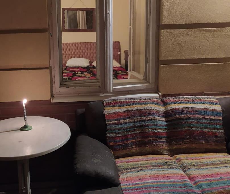 Vintage Studio Apartment, Garden And Free Parking ブダペスト エクステリア 写真