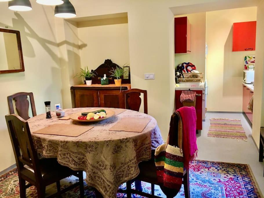 Vintage Studio Apartment, Garden And Free Parking ブダペスト エクステリア 写真